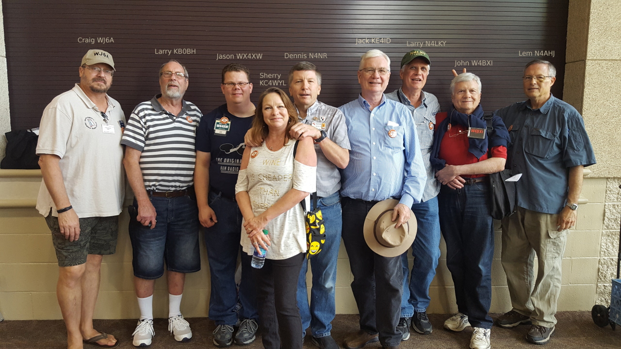 Huntsville Hamfest 2017 group photo